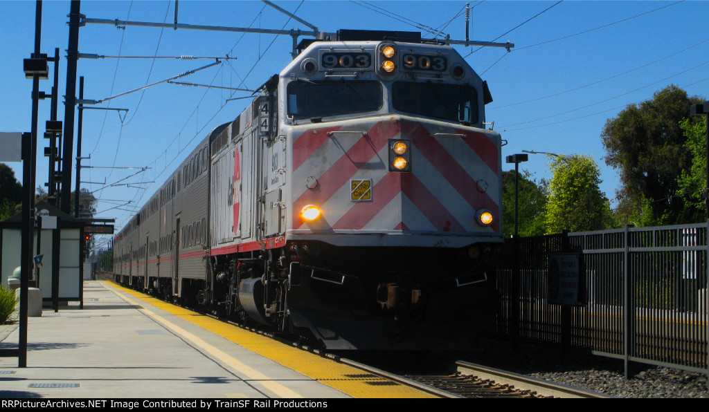 JPBX 903 Leads Caltrain 444